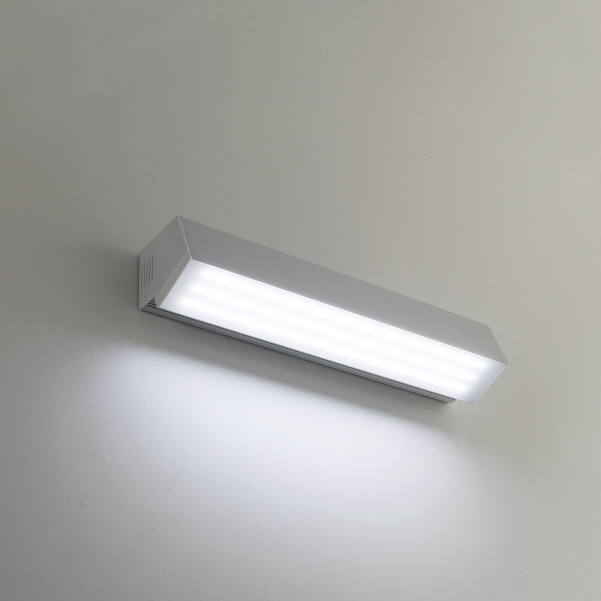 IMET Extrusion