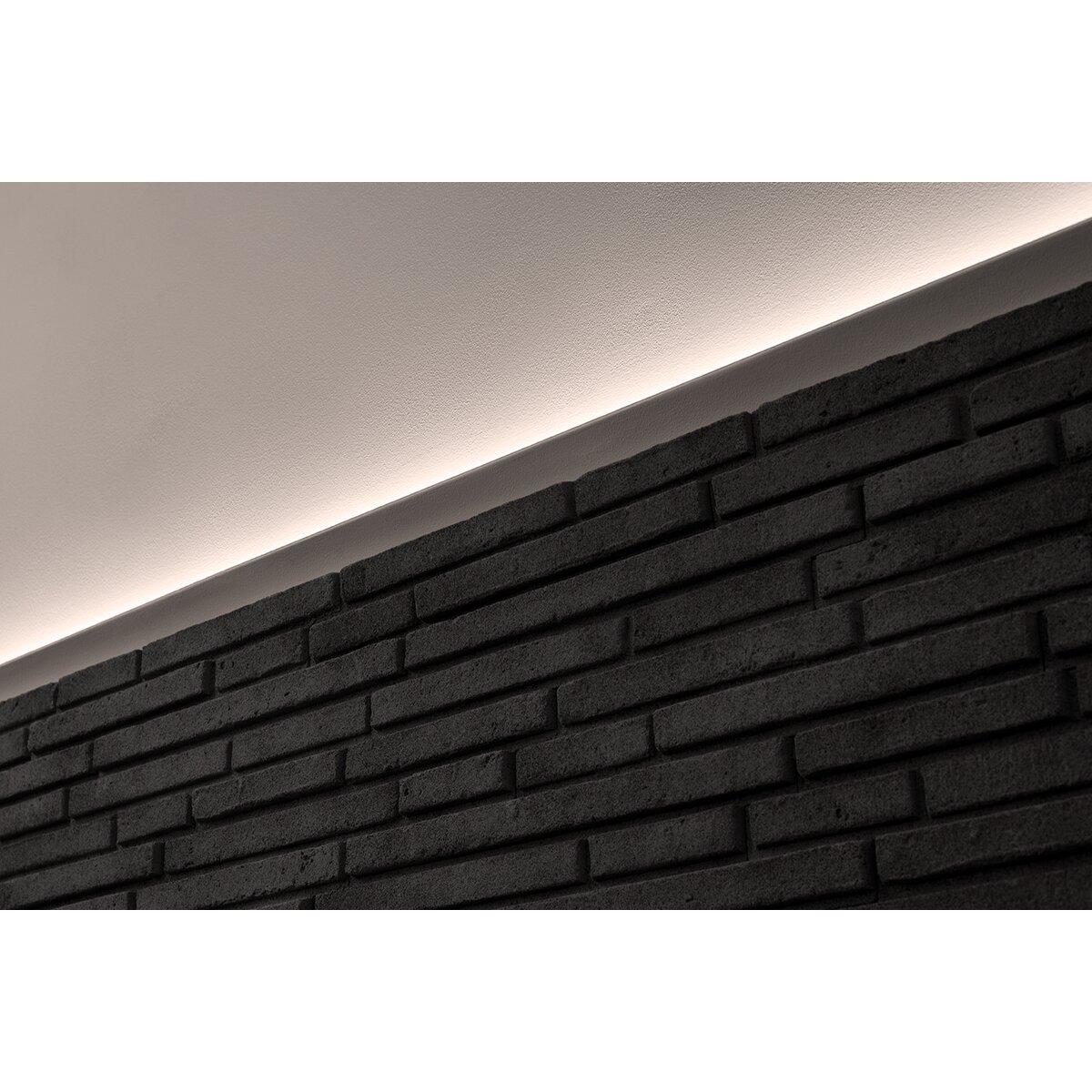 Surface mounted lighting profile - LIT-L - Klus Design - LED / modular /  commercial