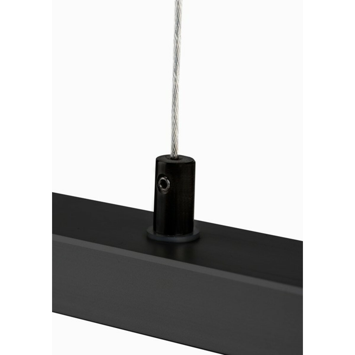 FI-8-LIN-MR Fastener